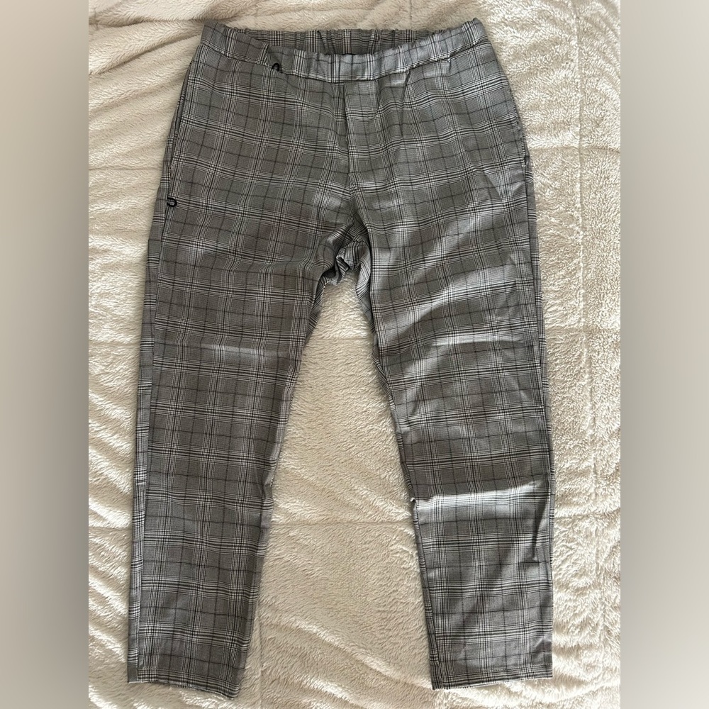 Glen / Houndstooth tapered pants